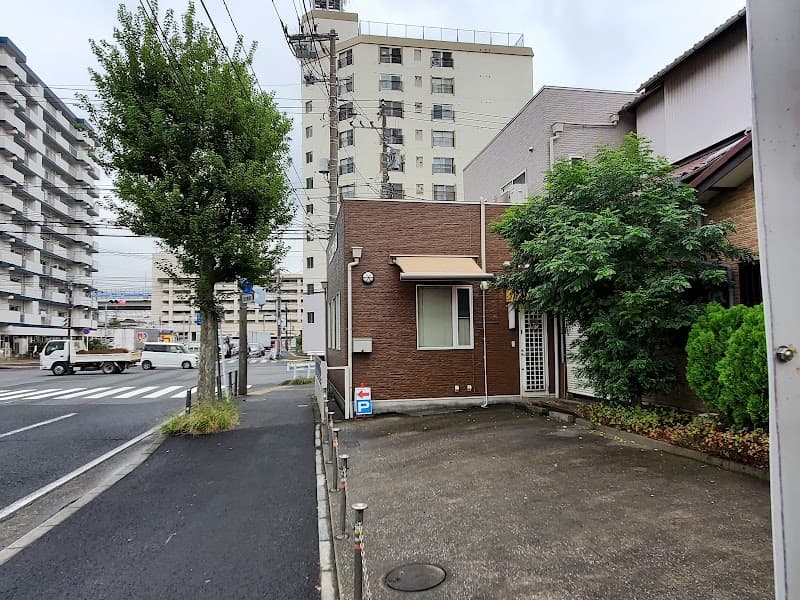 コムロ歯科医院