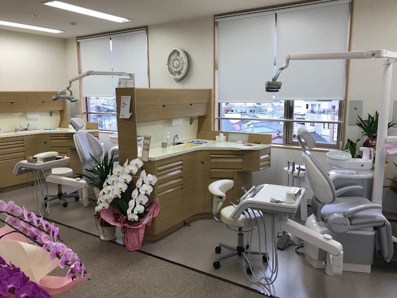 稲澤ファミリー歯科医院