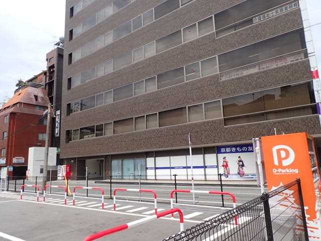 分山矯正歯科クリニック
